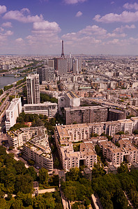 在 paris 上查看背景