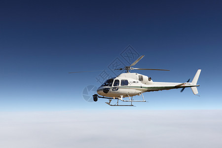 直升机视频引擎运动运输航班播送飞行员天空空气舰队背景图片