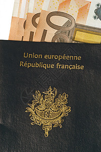 欧洲护照和以欧元计的机票文档高清图片素材