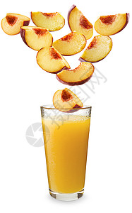 桃子汽水桃果汁中的蜜桃子落下背景