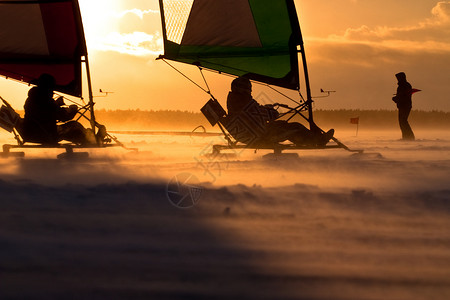 帆船PNG防冰雷加塔活力冰船竞赛天空运动运动员帆船地平线情感日落背景