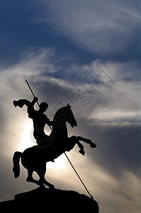 俄罗斯莫斯科州摩斯考州 胜利公园的圣乔治镇雕塑传统天空青铜英雄艺术胜利雕像文化神话背景图片