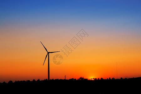 电机动态素材日落天空上的风车气氛技术日落电机天空活力螺旋桨旋转涡轮环境背景