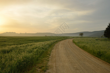 太阳升起土地地面地平线蓝色场地戏剧性季节荒野橙子草地景观高清图片素材