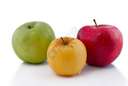 三个苹果维生素饮食食物白色绿色水果红色黄色农业背景