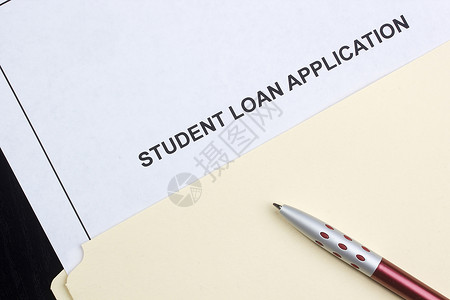 学生贷款申请大学学费帮助教育空白银行学校职业申请人桌子文书工作高清图片素材