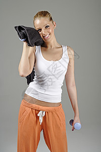 产后妇女水果运动服运动毛巾微笑休息快乐女性女士背景图片