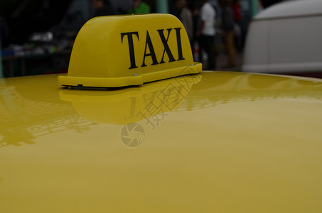 出租出租车屋顶标志背景图片