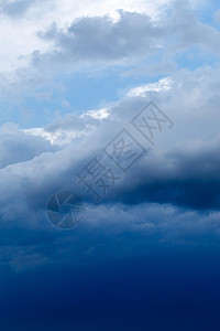 戏剧性天空危险大风场景力量压力飓风天气雷雨正方形暴风云自然高清图片素材