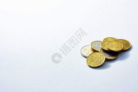 堆叠的硬币现金盘子经济货币收益背景图片