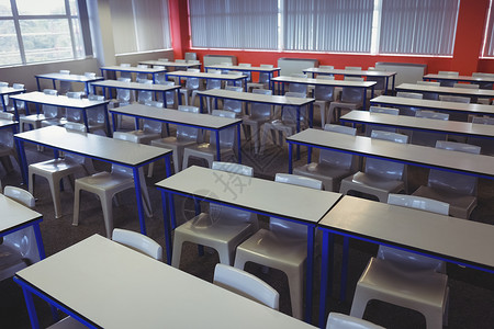 大学里空的教室教育桌子课堂椅子班级背景图片