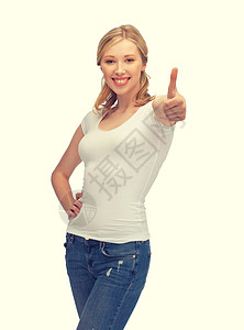 穿着白白白色短袖圆领汗衫 举起大拇指衬衫手臂成就女士成功女性手势微笑快乐手指协议高清图片素材