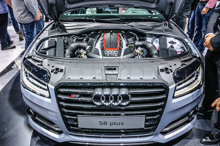 汽车制造商2015年6月 Audi S8在宇航科学院国际会议上介绍运输制造商展示力量运动预览汽车展沙龙车辆奢华背景