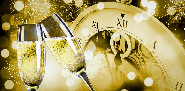 酒精杯香槟杯的复合图像连结在一起庆典手表古董个人长笛酒精焰火怀表数字派对背景