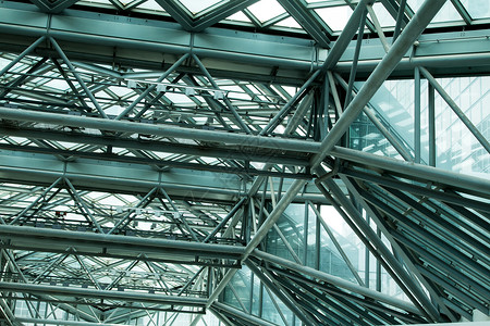 百货公司钢结构框架特写金属技术窗户工厂仓库房子建造工程师光束桁架屋顶高清图片素材