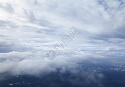 云层 飞机风景旅行天空灰色柔软度场景航天蓝色天气衬垫空气背景图片