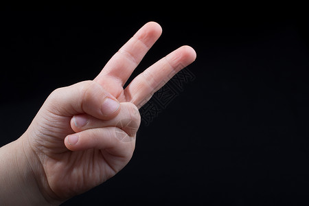 和平与发展展示胜利与和平的手势食指力量成就手指问候语优胜者指甲令牌自由世界背景