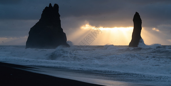 雷尼斯法拉雷尼斯峡湾沿海高清图片