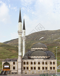 2018年5月5日 埃尔西耶山附近的埃西耶清真寺高清图片