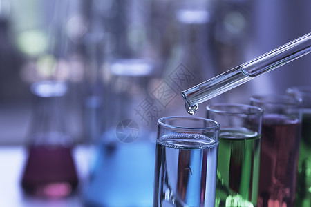 玻璃实验室化学测试管 装有液进行分析用的液体化学家器皿药品学习烧杯药店乐器化学品烧瓶化学背景图片
