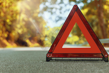 道路警告图标秋路红色三角红色紧急停车标志紧急情况背景