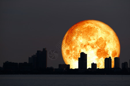 超级血干草月亮星球背面剪影城市和夜 sk景观满月天空干草彩虹海洋建筑艺术月球蓝色背景图片