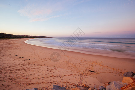 澳大利亚北纳罗马巴海滩天空进口假期旅游太阳酒吧岩石波浪海洋岩池背景图片