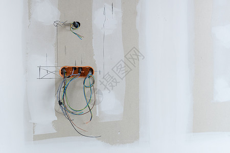 综合布线系统干墙和有电电缆箱的背景 室内建筑工地 电线概念 复制空间等情况背景
