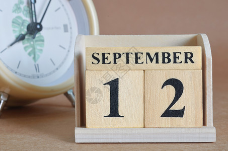 12数字素材9月12日商业季节森林立方体学习手表礼物标题周年假期背景
