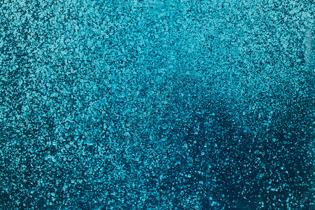 抽象的液体肥皂泡沫背景清洁宏观蓝色粒子漂浮凝胶淋浴方法温泉空气背景图片