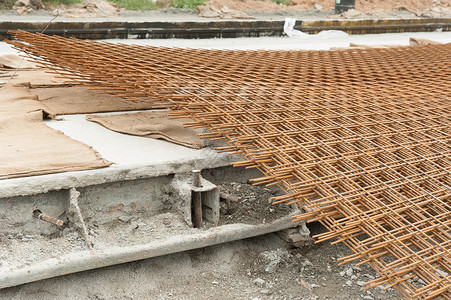 强化铁笼工业盘子工程技术建筑工作植物金属力量水泥领带高清图片素材