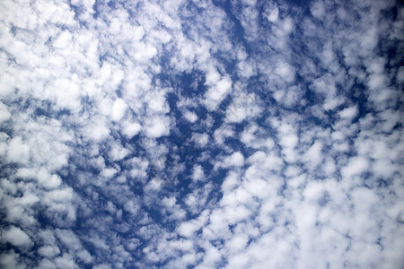 云层的几何组成情况天气设计气氛创造力天空舞台云景预报天蓝色背景图片