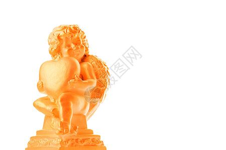 可爱丘比特天使切鲁布雕像在白色背景上被孤立 天使握着心婴儿庆典宗教天堂建筑学孩子假期数字翅膀艺术背景