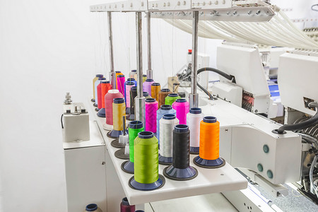 工厂直招刺绣机纺织机械臂纺织厂制造业复古模特机械部分项目作坊背景