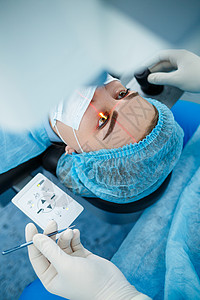 眼部手术 白内障手术控制男人技术激光女性测试显微镜角膜诊所病人图片