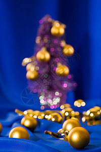 圣诞节装饰 花环 假期 冷杉 球 金的背景图片