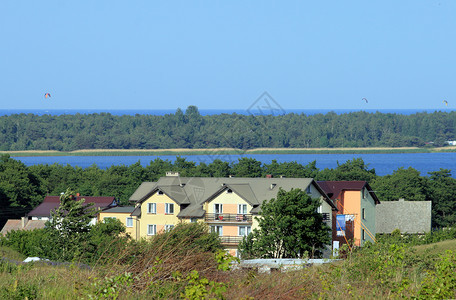 抽奖券卡券海岸线上的房屋 闲暇 抛光 天 财产 旅行 水平的 波兰背景