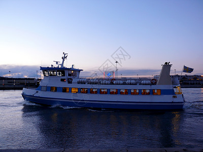 运河巡航 豪华 船 水路 黄昏 休闲的 海 旅游高清图片