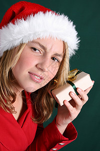 圣诞女孩 盒子 季节性的 青少年 装饰的 白色的 漂亮的 聆听背景图片