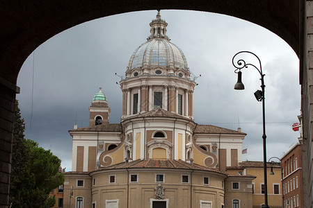 - 罗马圣安布罗吉奥和卡洛·科尔索教堂 上帝高清图片