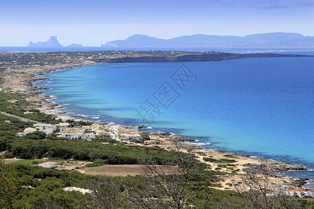 美丽瓦登海伊比萨地平线的福门登海巴利阿里群岛 鸟 放松背景