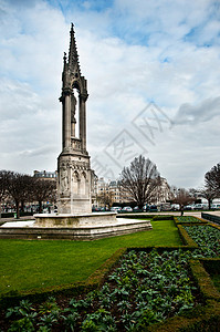 巴黎大教堂圣名 - 广场二十三 历史性 喷泉背景