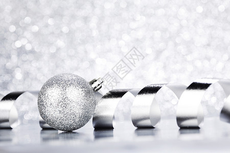 圣诞舞会和彩带 闪亮的 新年 卡片 华丽的 庆典 装饰风格背景图片