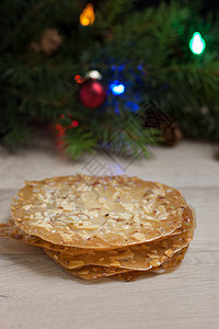 饼饼干 花边饼干 传统的 面包店 假期 甜点 松脆的 零食 圣诞节背景图片