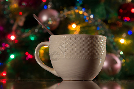 新年的茶杯背景图片