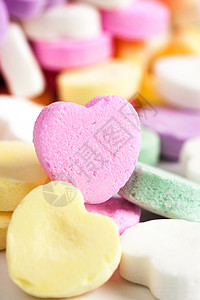 糖果心 谈话的心 粉色的 紫色的 小吃 浪漫 假期背景图片