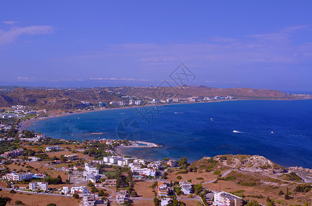城市和海湾的海滩 希腊 岛 酒店 船 水背景图片