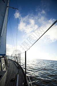 航行在波罗的海上 海洋 船 天空 巡航 划船图片