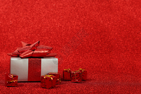 圣诞礼品盒 礼物 新年 红色的 情人节 惊喜 弓背景图片