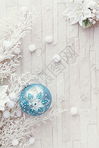 圣诞装饰品和树枝 冷杉 假期 星星 弓 物品 派对背景图片
